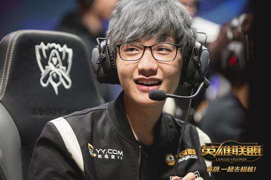 哈密尔顿的 哈密尔顿的